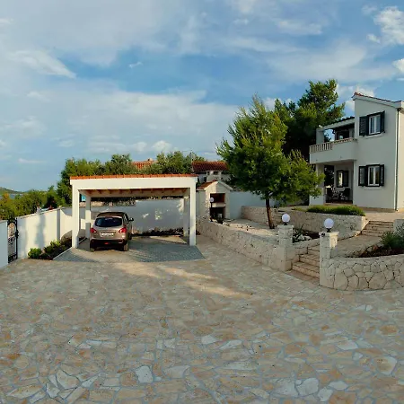 Zeljko By Interhome 度假居