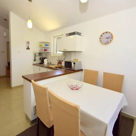 Zeljko By Interhome Vakantiehuis