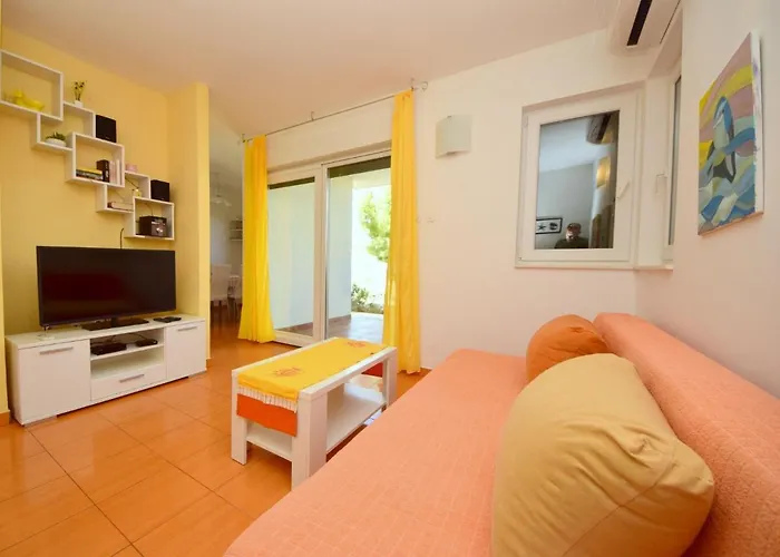 Zeljko By Interhome Tatil Evi