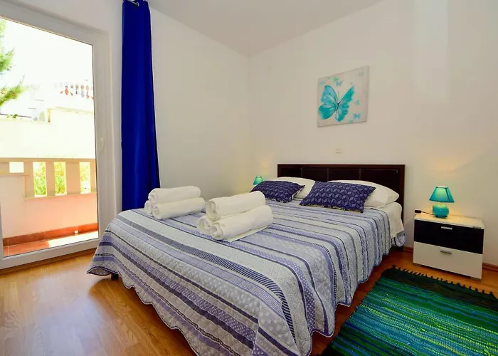 Zeljko By Interhome Tatil Evi